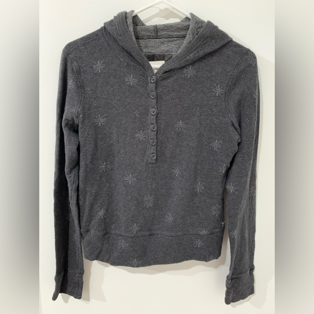 Aerie gray snowflake hoodie